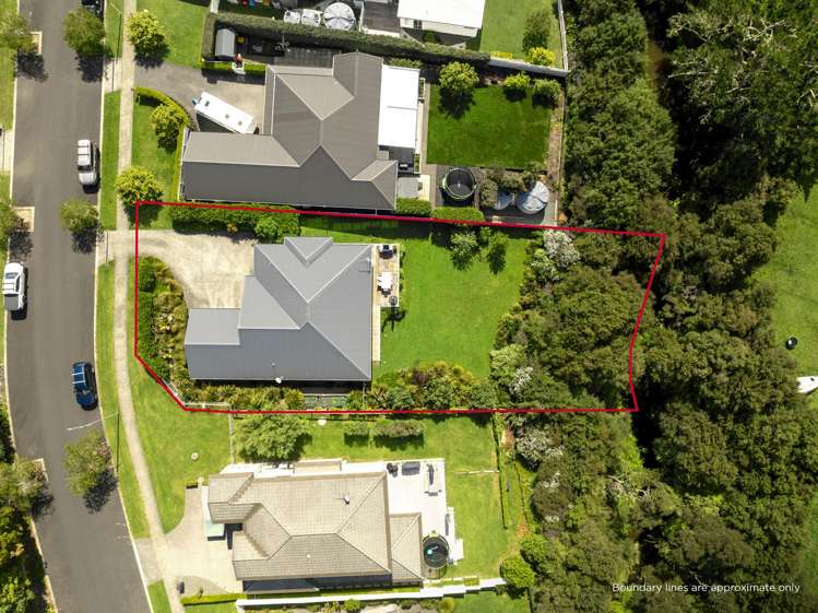 18 Crabb Fields Lane Riverhead_13