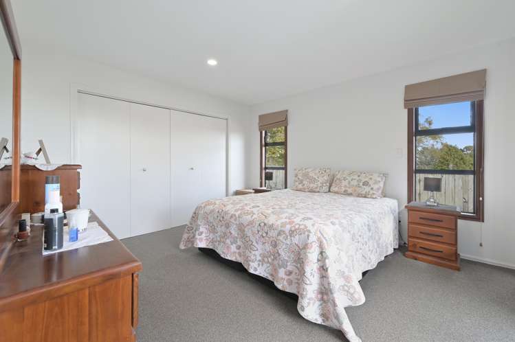 12 Maggie Place Ohauiti_8