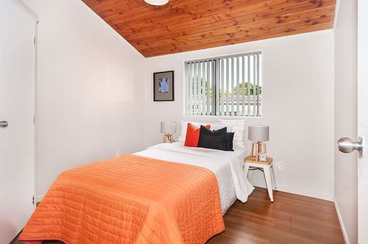 128a Elstree Avenue Point England_8