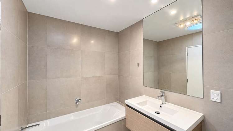2 Aquamarine Road Rosehill_19