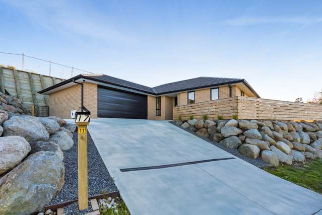 17 Atutahi Street Hurdon_2