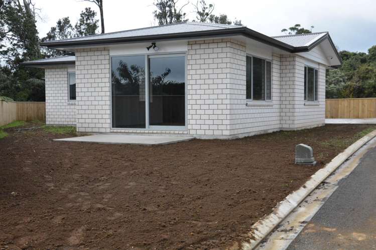 1 Totarahoe Lane Whalers Gate_3