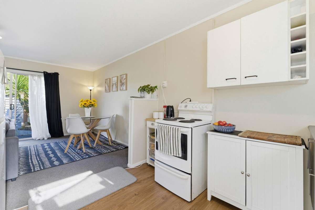 2/15 Phoenix Place_1