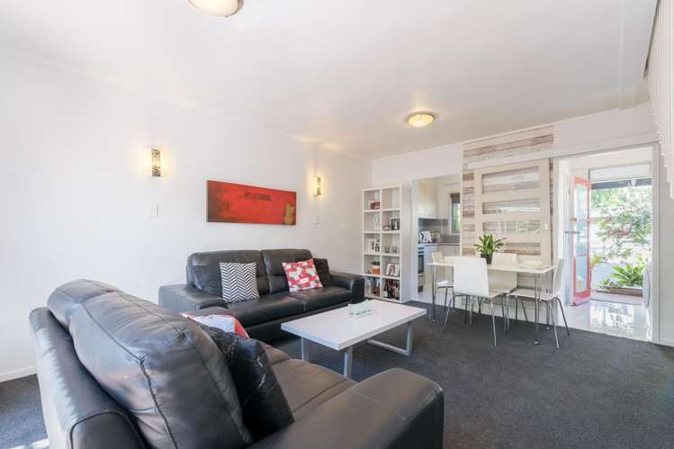 8/42 Sheridan Drive New Lynn_2