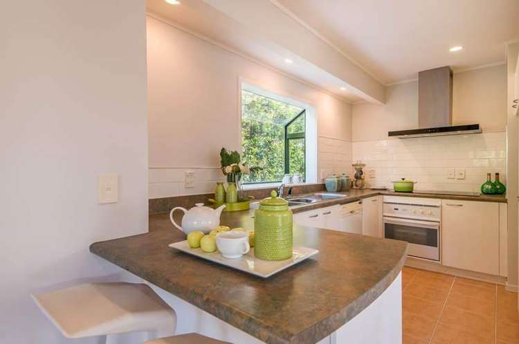 9 Metric Place Te Atatu South_12