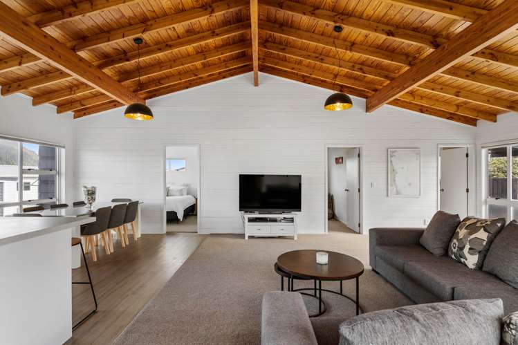 12a Braddock Grove Pauanui_12