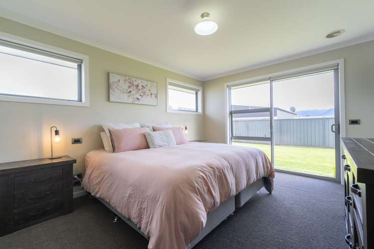 7 Hidden Lakes Avenue Te Anau_13