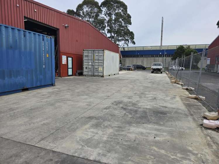 71 Montgomery Crescent Clouston Park_12