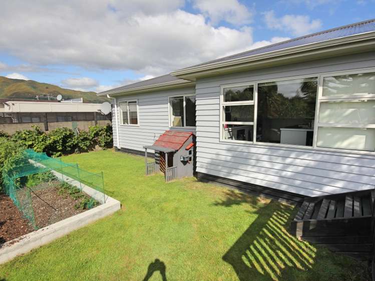 2/6 Pitt Street Moera_12