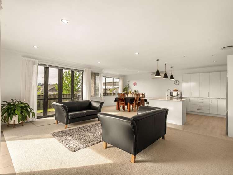 57 Somerton Drive_5