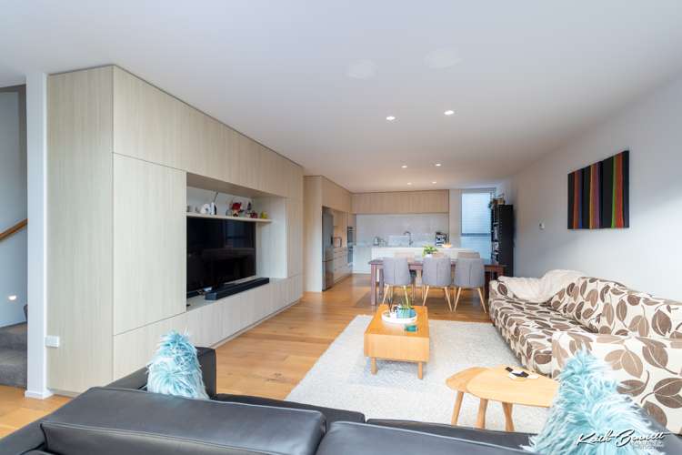 5 Jean Caldwell Way Island Bay_16