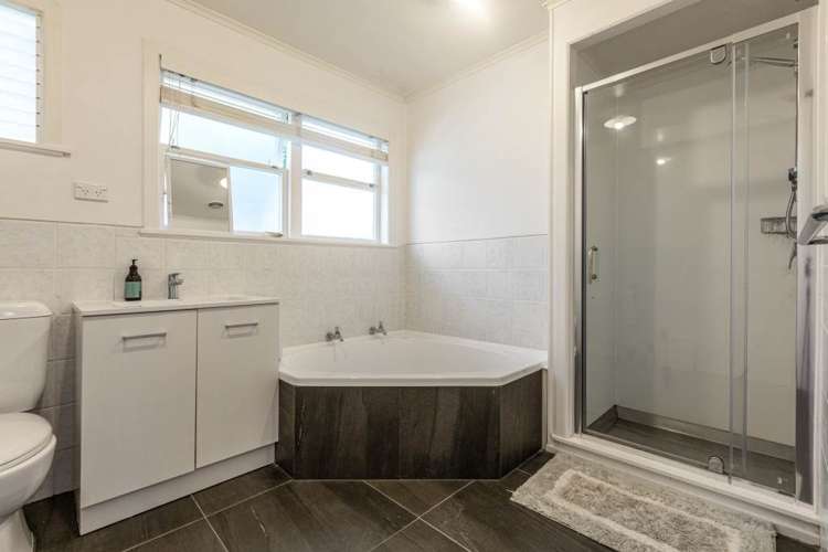 77 Roseberry Avenue Birkenhead_14