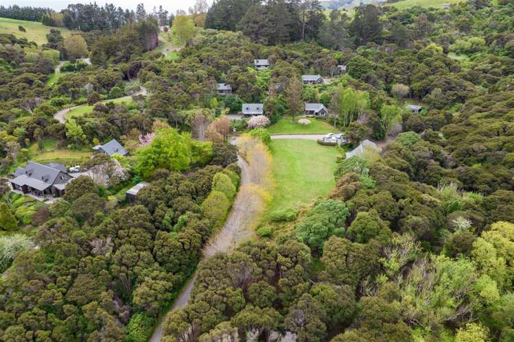6888e Christchurch Akaroa Road Takamatua_14