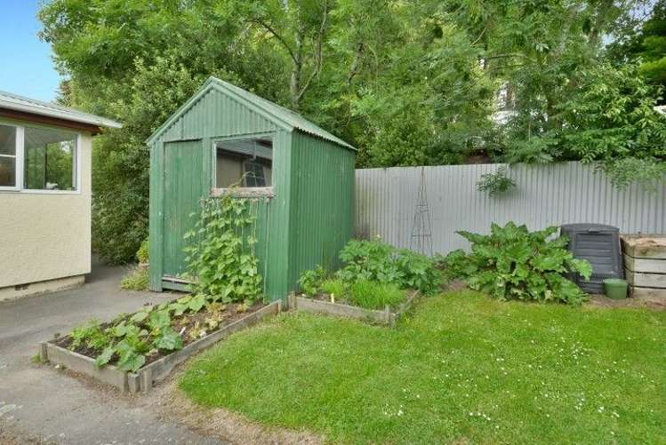 12 Berwick Road Outram_18