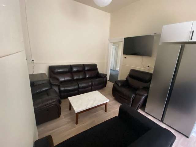 27 Queen Street North Dunedin_3