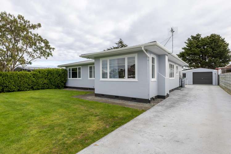 38 Fairview Avenue Feilding_1