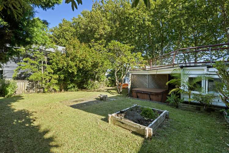 19 Queen Street Northcote Point_19