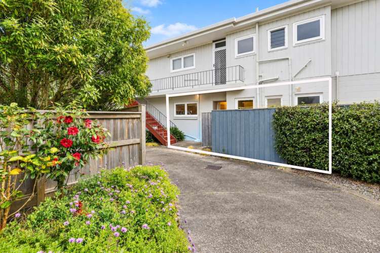 2/7 Owens Road Devonport_11