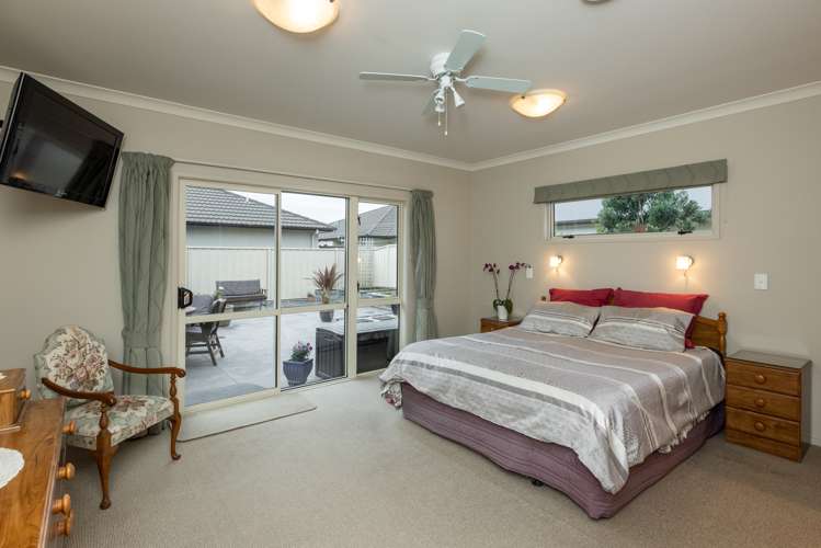 27 Tasman Drive Poraiti_15