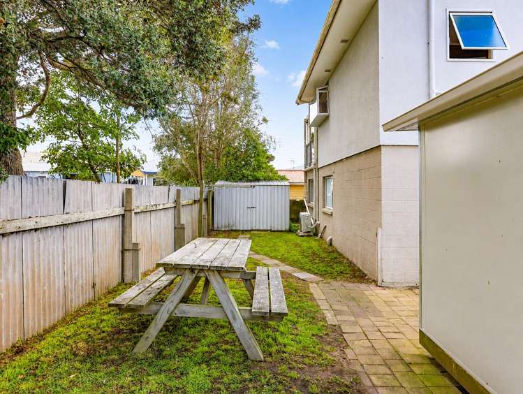 11A and 11B Kaniere Street Mt Maunganui_45
