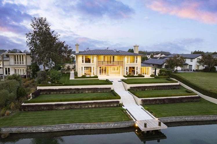 Multimillion-dollar home in exclusive golf suburb attracts interest from Dubai