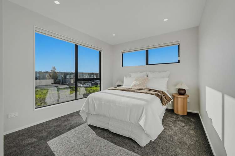 8 Mihi Lane Hobsonville_10