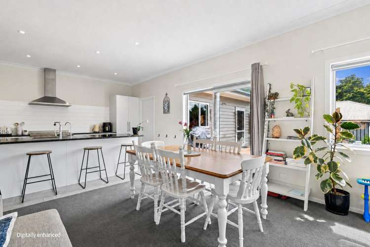 25 Michel Colombon Close_4
