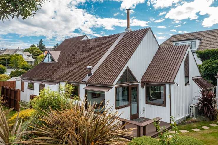 Architect Rafe Maclean's family home at 40 Braeview Crescent, in Maori Hill, Dunedin, is for sale. Photo / Supplied