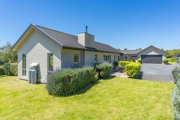 40 Glenlochy Rise Acacia Bay_22