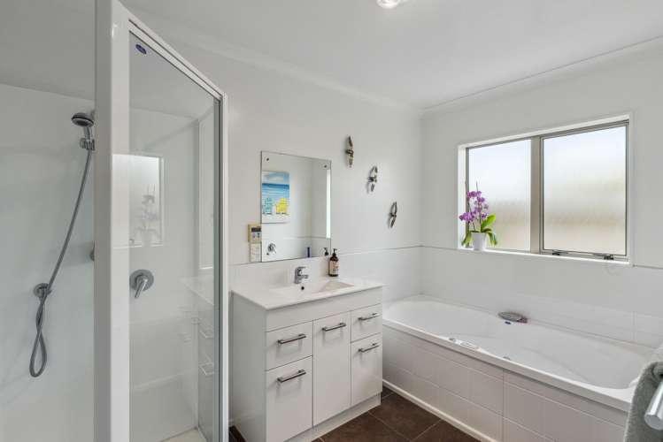 35 Holcombe Drive Paraparaumu_15