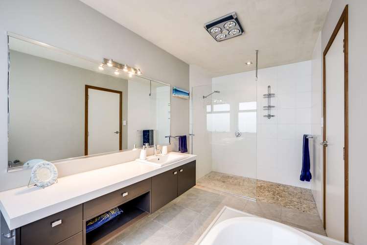 40 Le Quesne Road Bay View_19