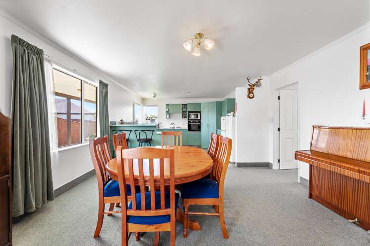 8 Mckendry Street Redwoodtown_9