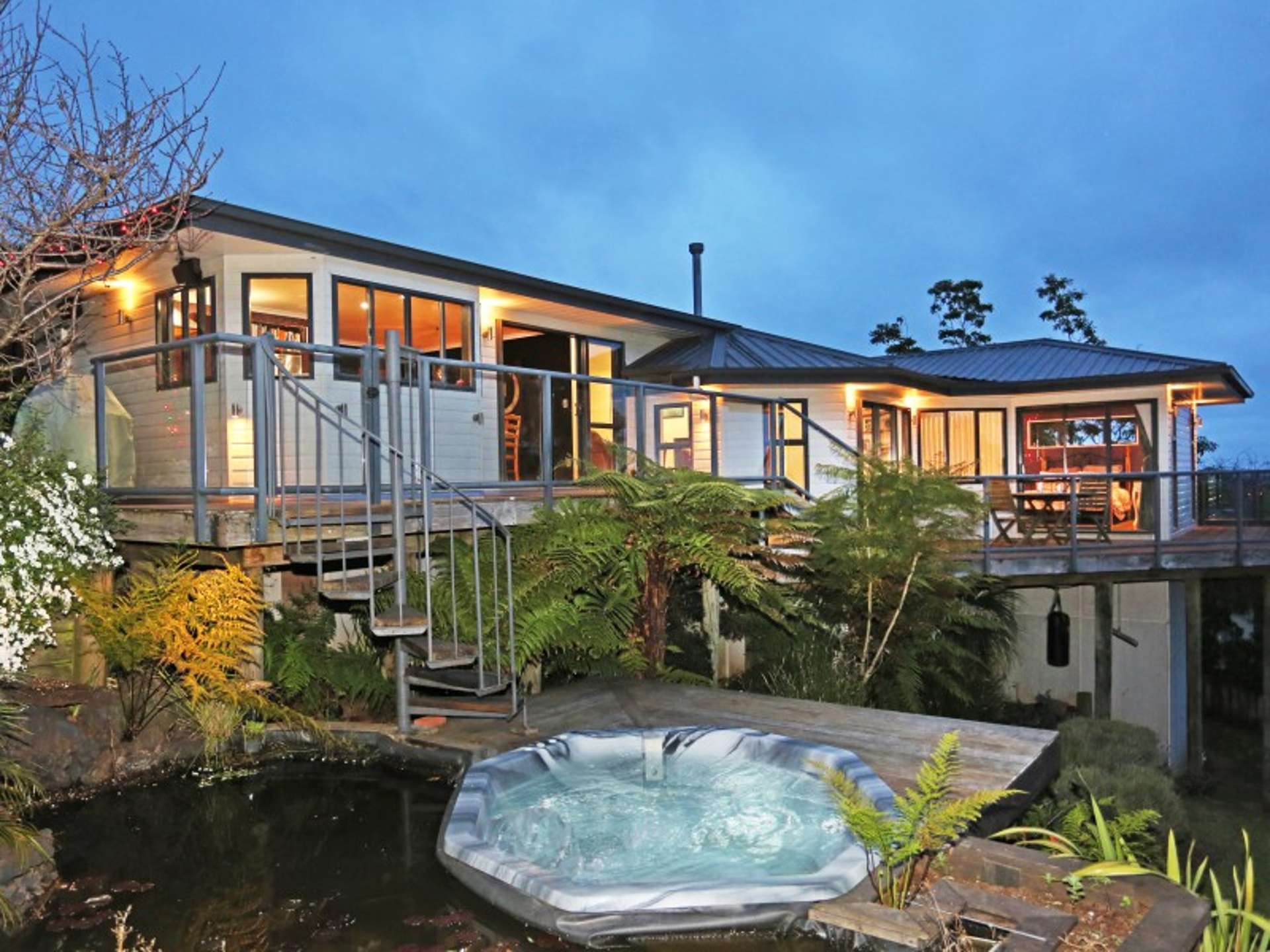 3 Kauri Lane Red Hill_0