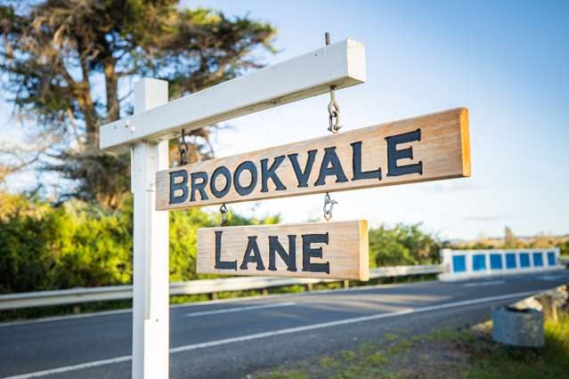 12 Brookvale Lane Taupaki_1