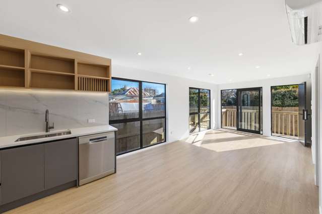 4C Huapai Street Onehunga_4