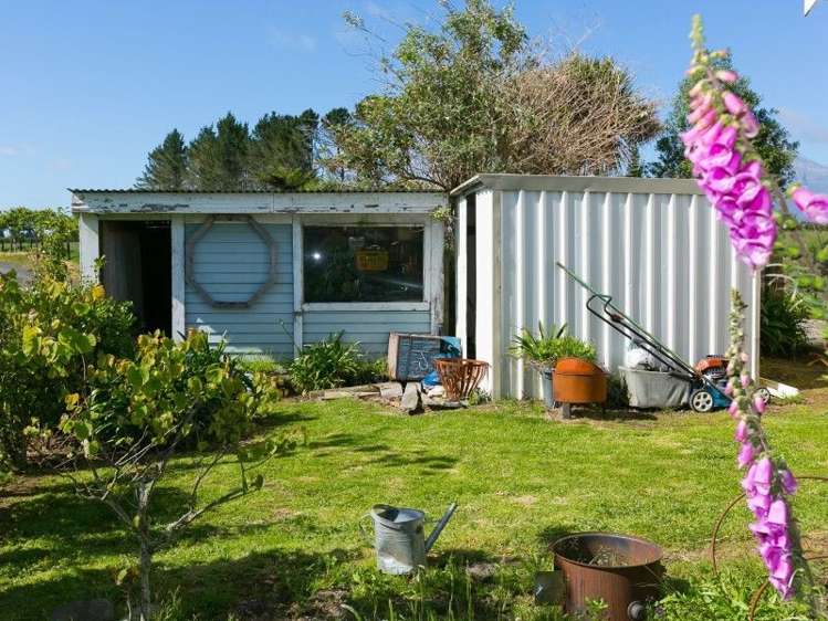 1245 Upland Road Egmont Village_12