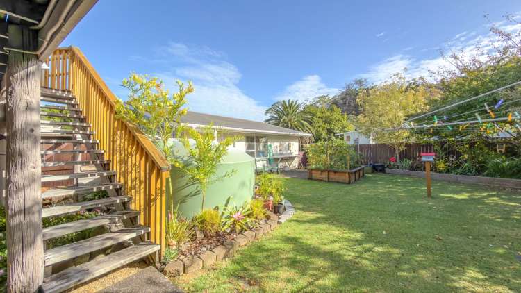 11 Firth View Road Te Puru_30