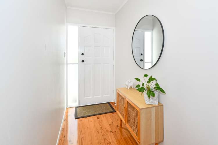 31 Gossamer Drive Pakuranga Heights_12