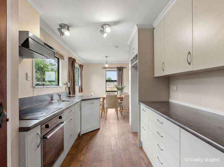 11 Sandstrom Grove_1