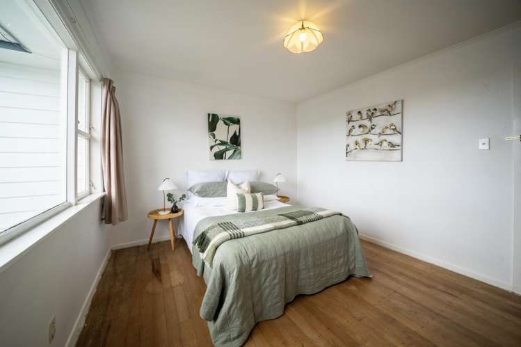 25 Brooker Grove Newlands_23