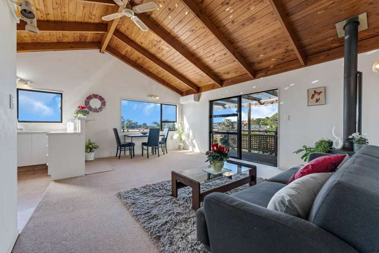 2/14 Pleasant Road Glen Eden_7