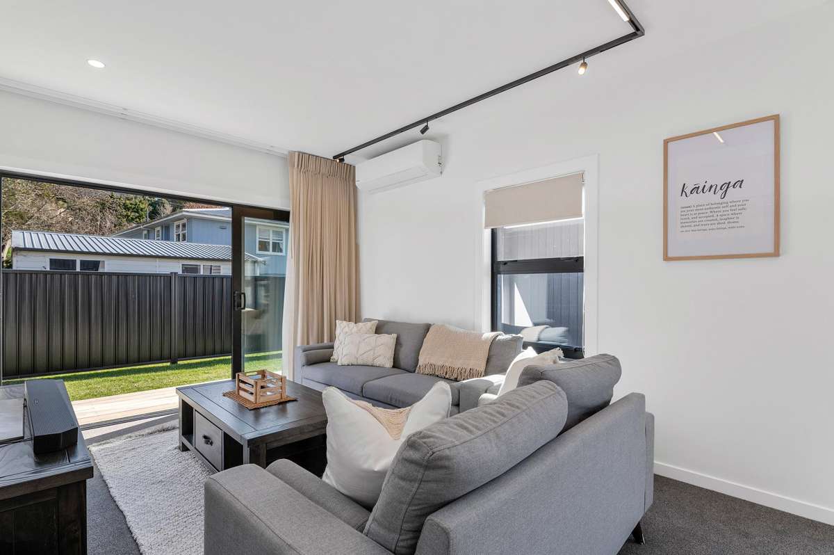 2/141 Waikato Street_3