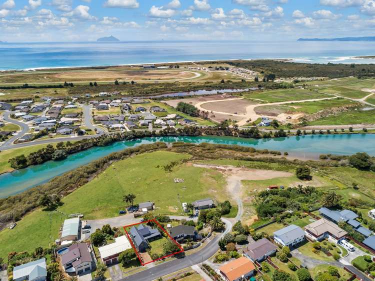 17 Seaview Road Ruakaka_23