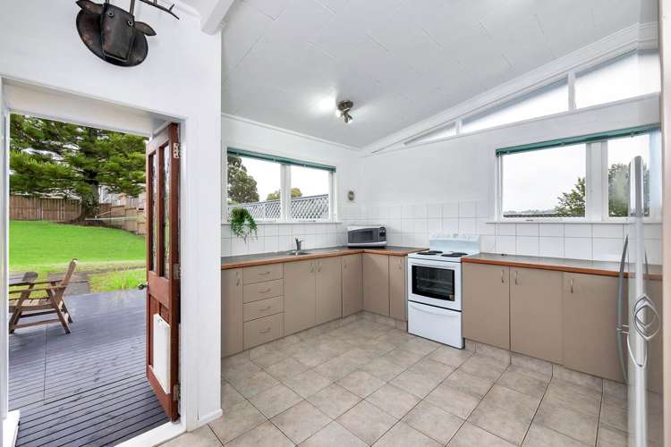 89 Bond Crescent Forrest Hill_3