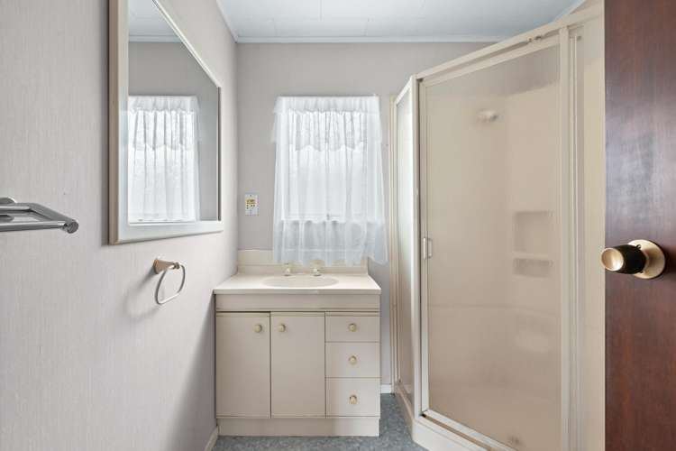 12 Jeffares Place Taradale_7