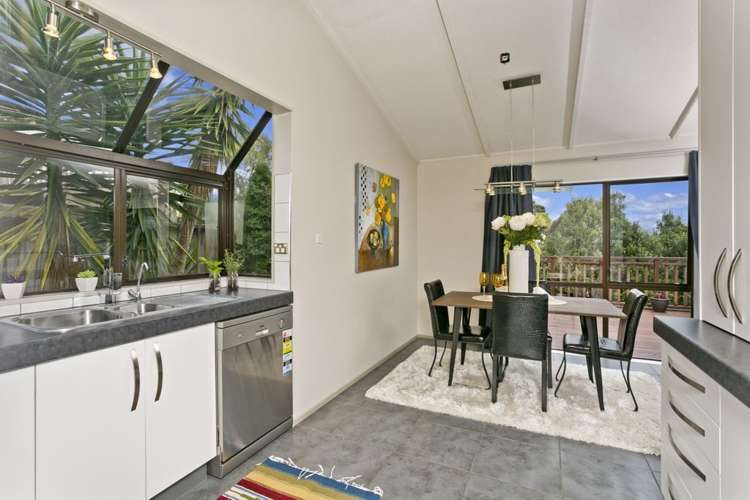 2/96a Birkdale Road Birkdale_12