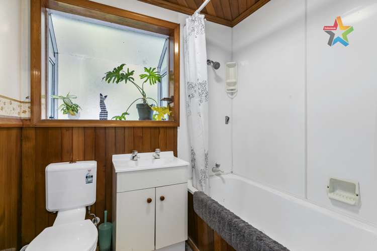 14 Bull Avenue Wainuiomata_14