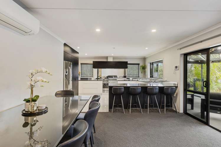 1216 Egmont Road Egmont Village_14