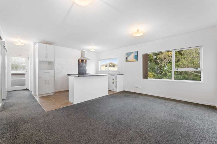 4/304 Great North Road Henderson_2