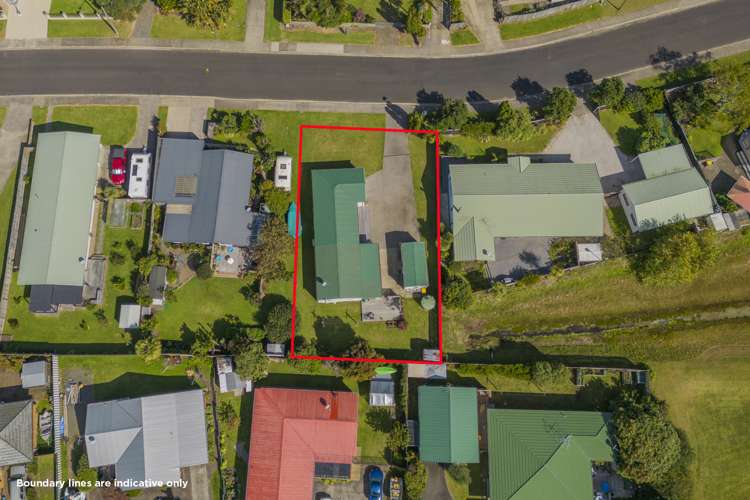 31 Whitby Avenue Whitianga_10